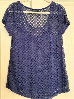 Banana Republic Deep Blue Crochet Style Scoop-Neck Top with Built-in Cami